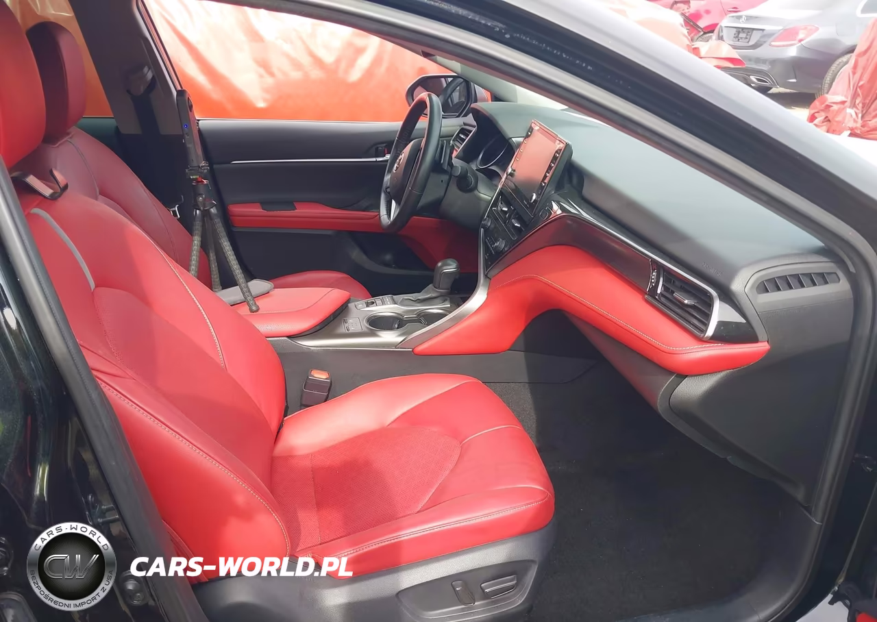 2021 Toyota Camry Xse VIN:4T1K61AK4MU557260 - 5