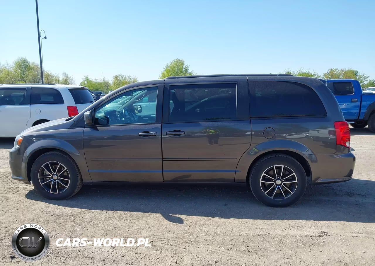 2017 Dodge Grand Caravan Gt VIN:2C4RDGEG8HR693475 - 14