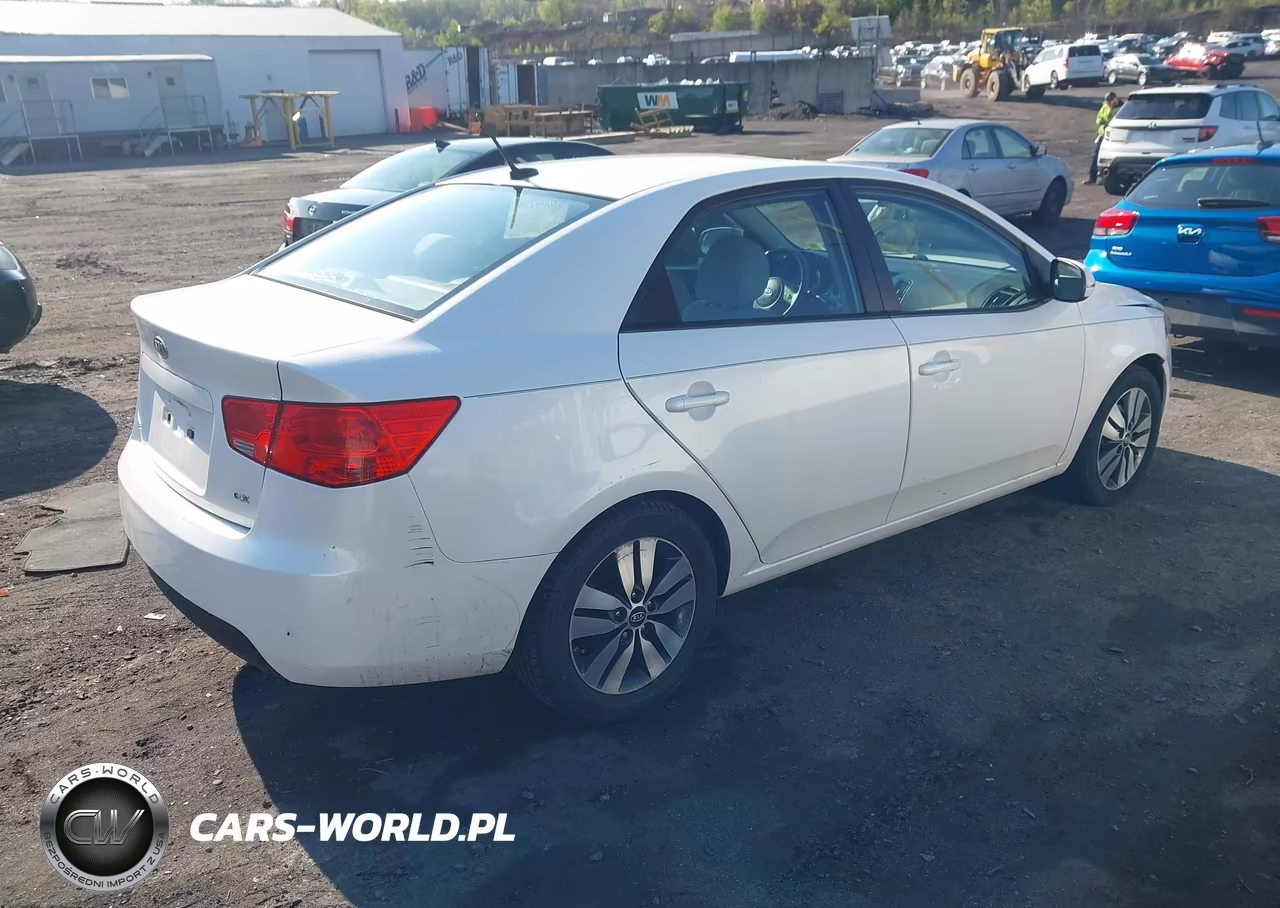 2013 Kia Forte Ex VIN:KNAFU4A23D5669701 - 4