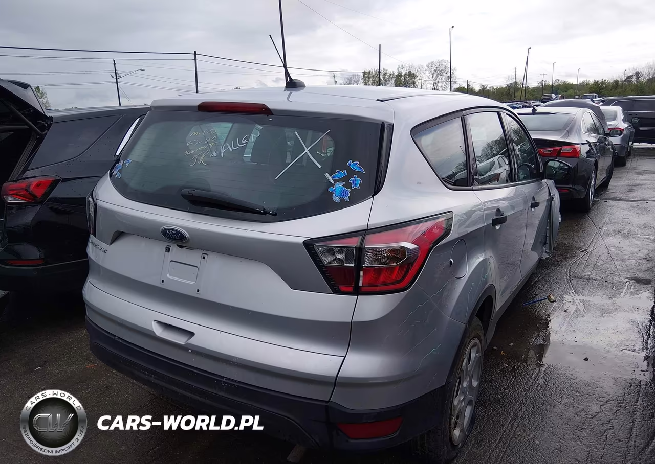 2017 Ford Escape S VIN:1FMCU0F73HUB77082 - 4