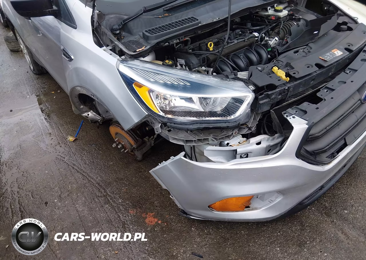2017 Ford Escape S VIN:1FMCU0F73HUB77082 - 6