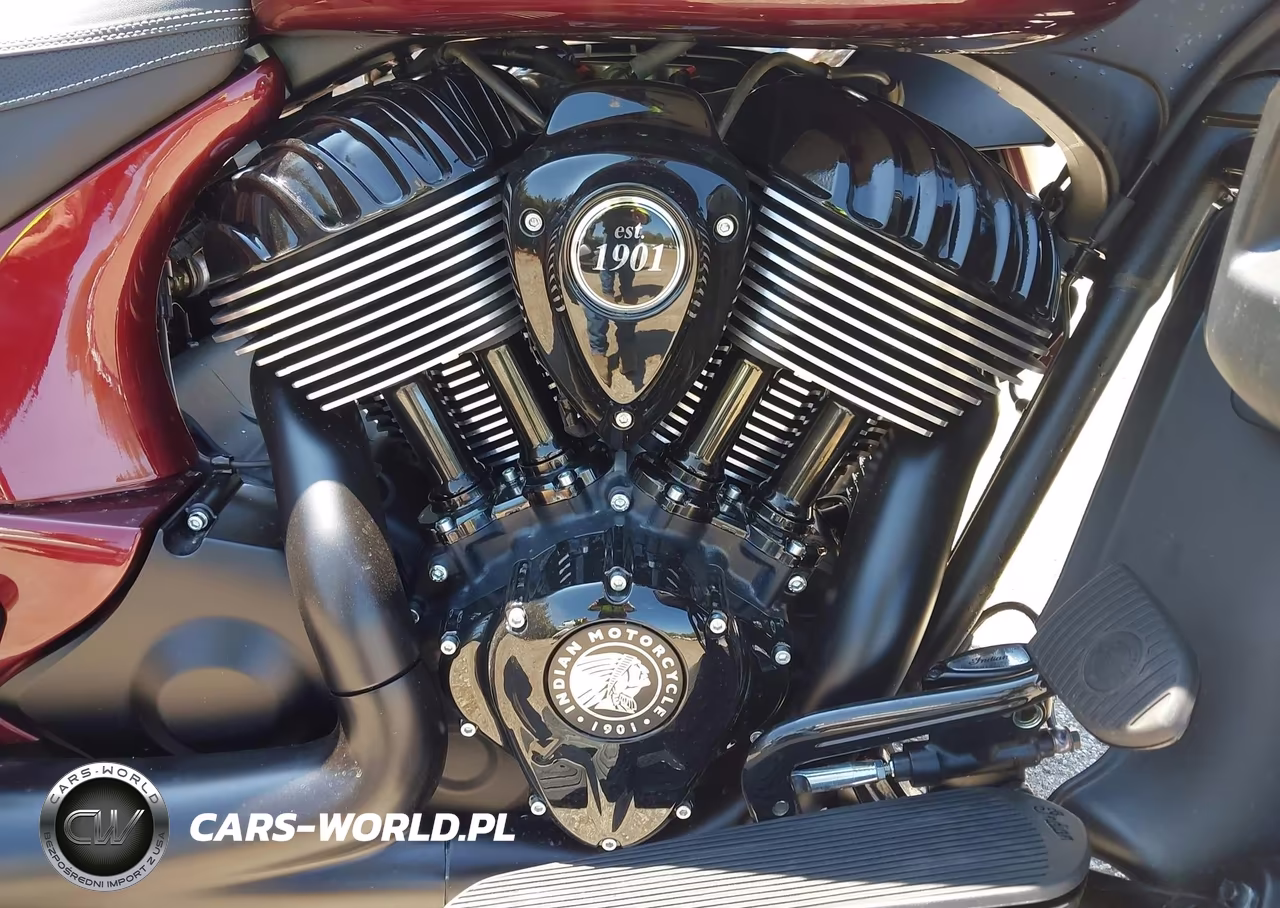 2024 Indian Motorcycle Co. Roadmaster Darkhorse W-Powerband Audio VIN:56KTK9BB0R3429963 - 8