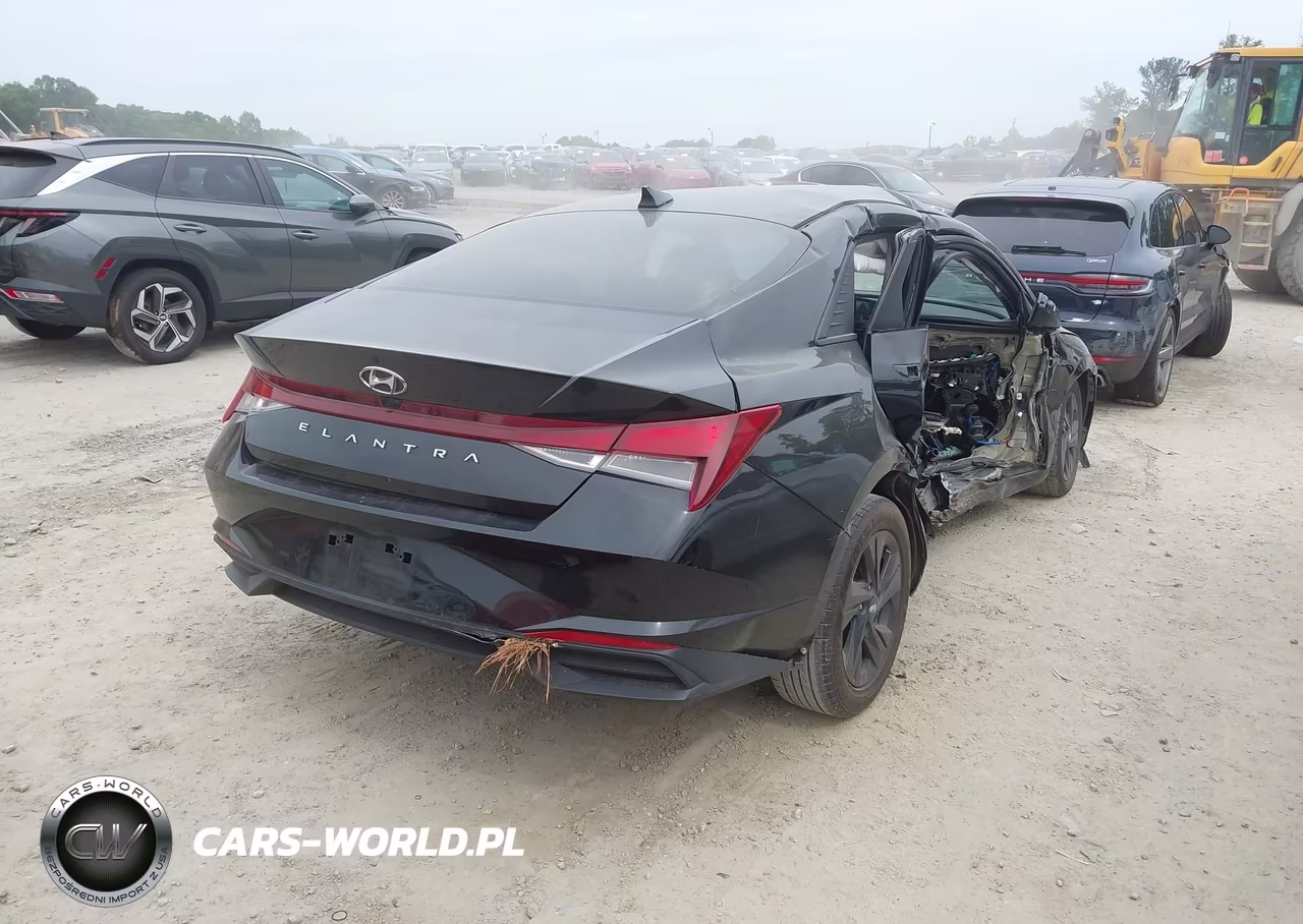 2023 Hyundai Elantra Sel VIN:KMHLM4AG6PU461934 - 4