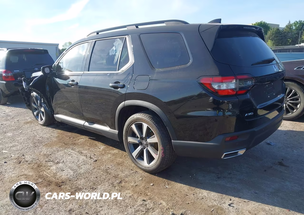 2025 Honda Pilot Elite VIN:5FNYG1H83SB001985 - 3