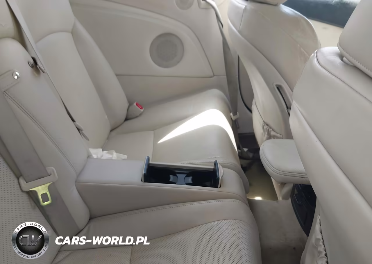 2010 Lexus Is 250C VIN:JTHFF2C29A2507243 - 8