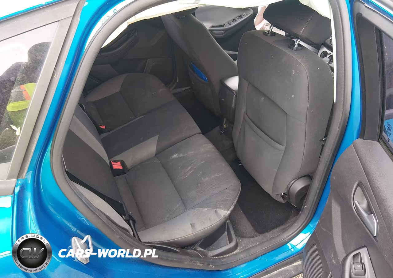 2014 Ford Focus Se VIN:1FADP3K27EL184099 - 8