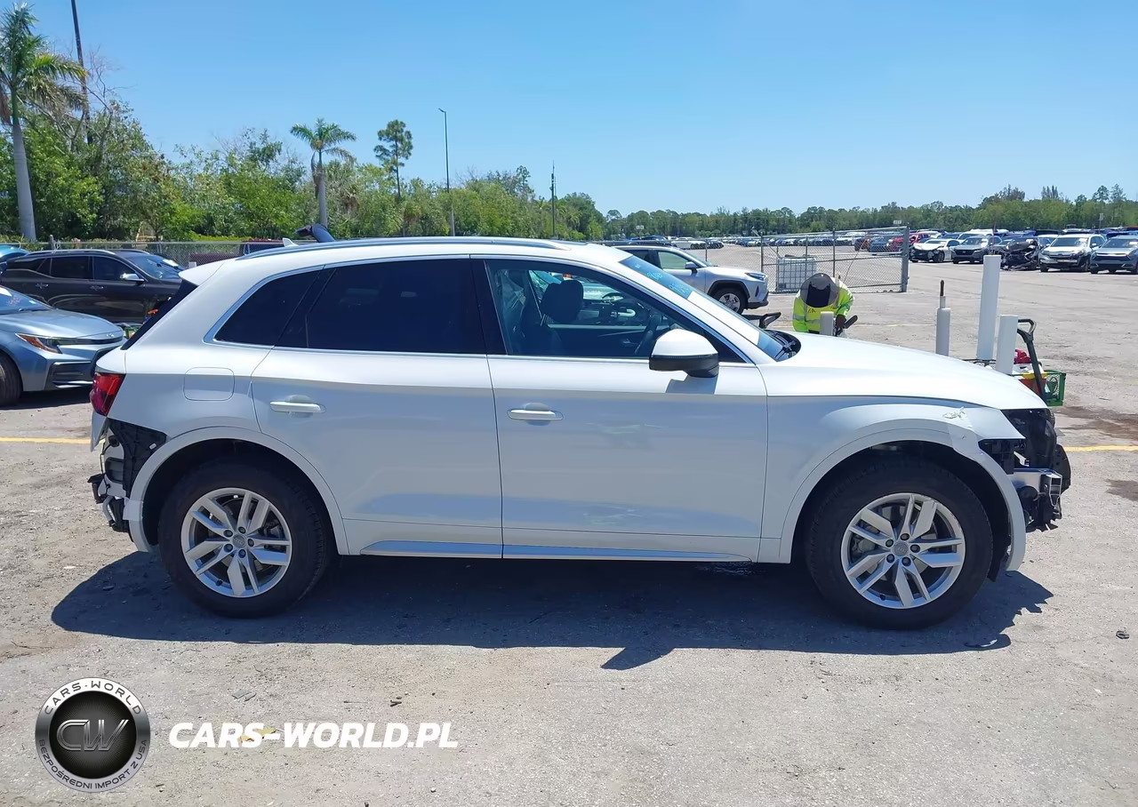 2020 Audi Q5 Premium 45 Tfsi Quattro S Tronic VIN:WA1ANAFY3L2092717 - 14