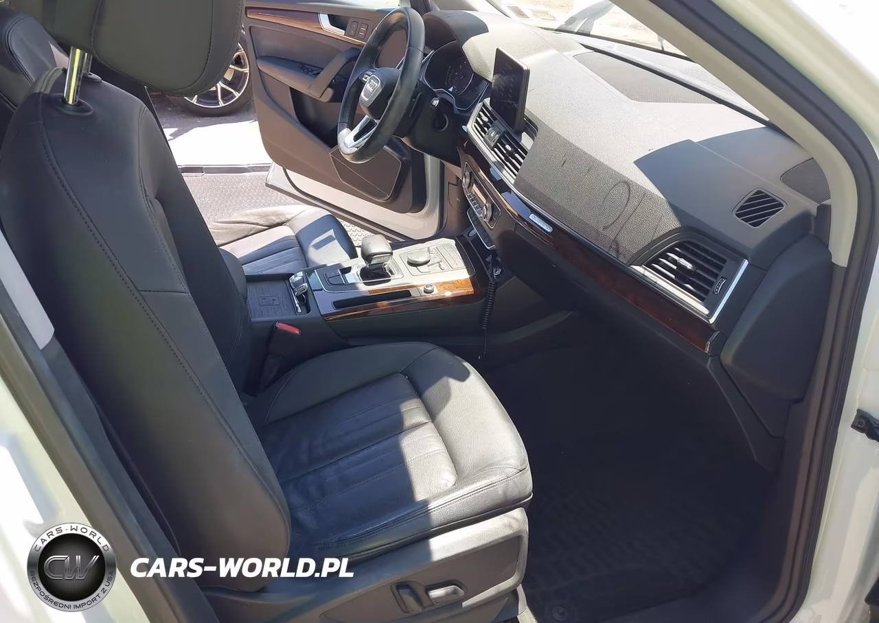 2020 Audi Q5 Premium 45 Tfsi Quattro S Tronic VIN:WA1ANAFY3L2092717 - 5