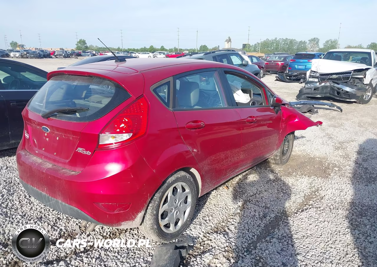 2011 Ford Fiesta Se VIN:3FADP4EJ5BM115852 - 4