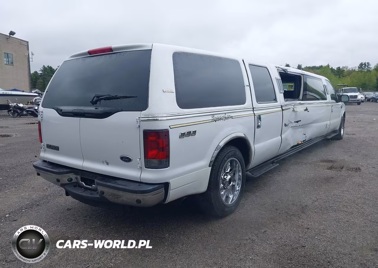 2005 Ford Excursion Xls VIN:1F1NU40SX5EB36691 - 4