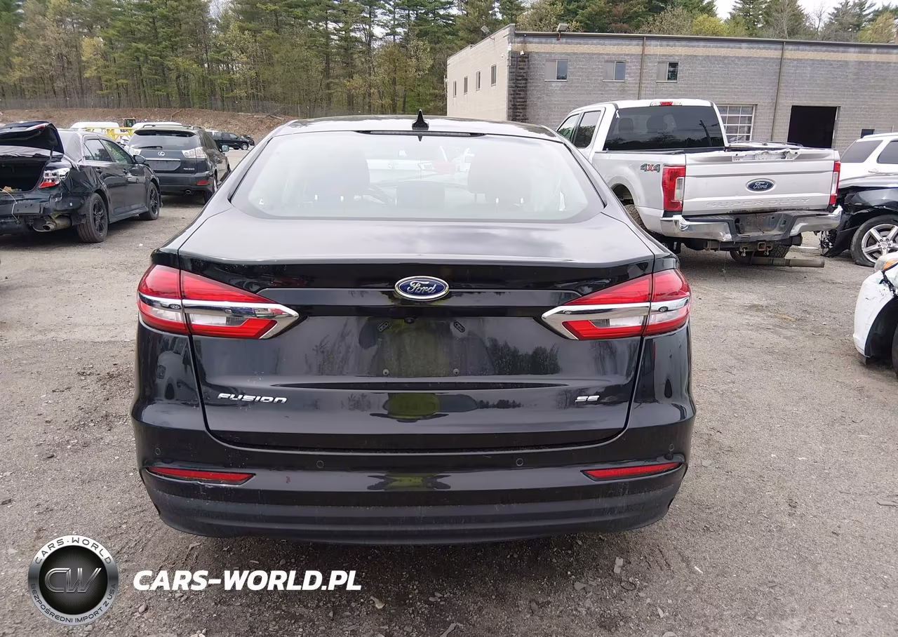 2019 Ford Fusion Se VIN:3FA6P0H78KR209776 - 16