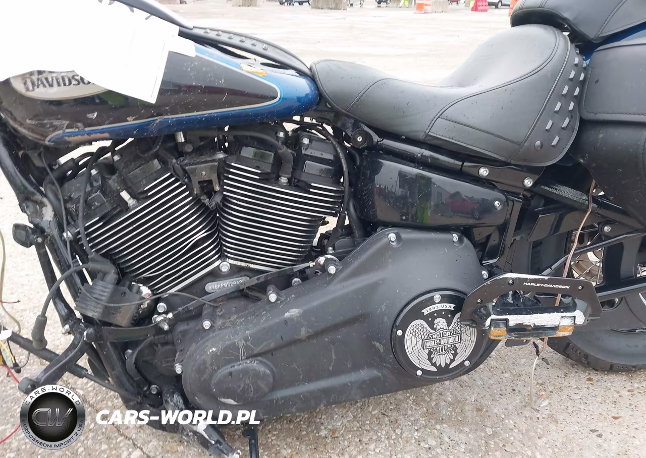 2023 Harley-Davidson Flhcs VIN:1HD1YBK14PB032042 - 9