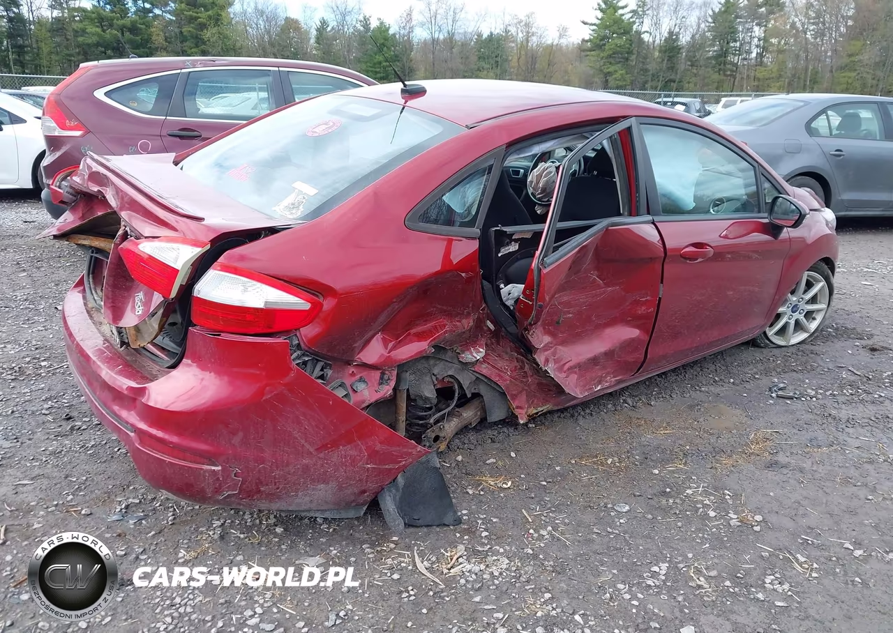2014 Ford Fiesta Se VIN:3FADP4BJ1EM234054 - 4
