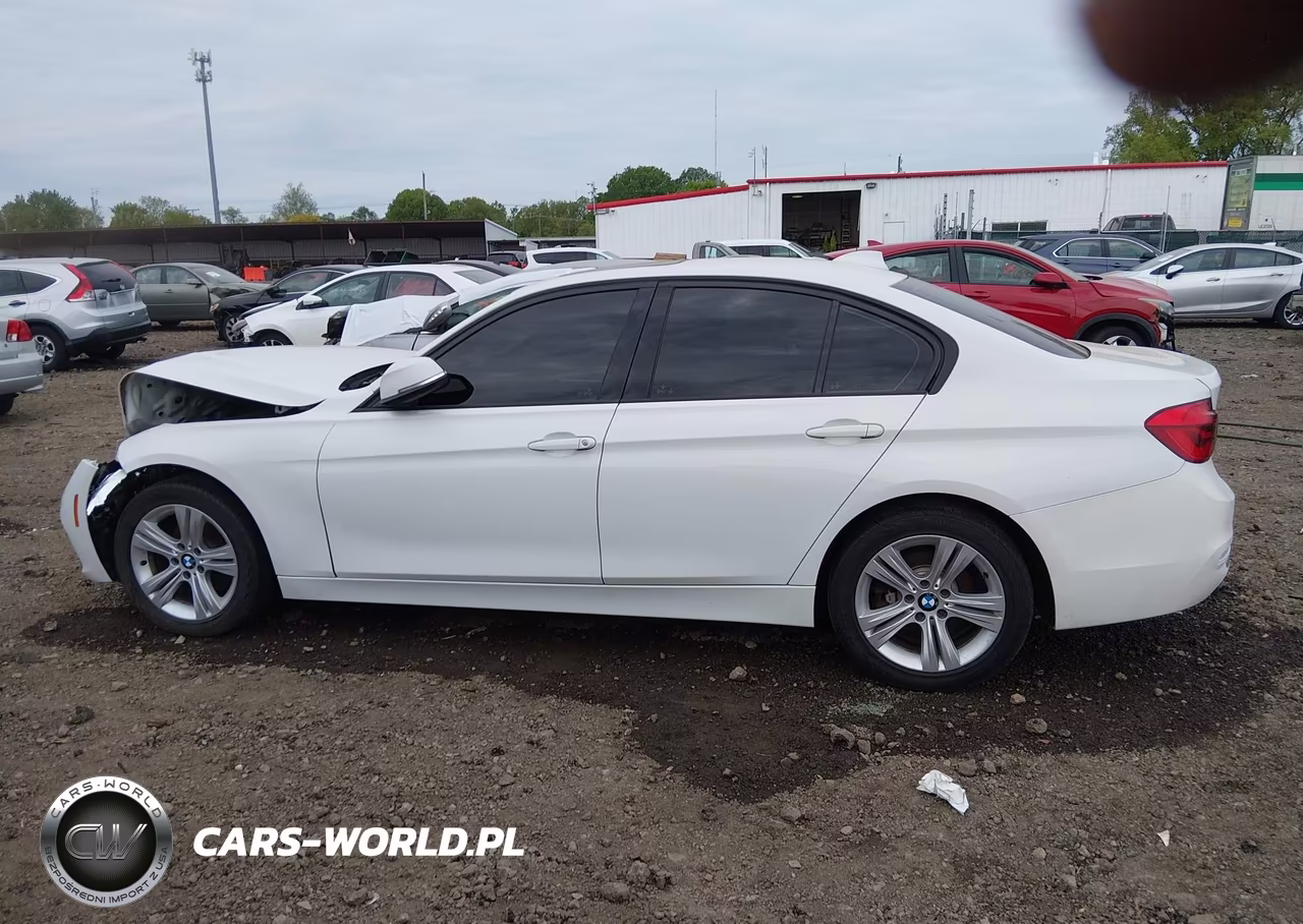 2016 BMW 328I xDrive VIN:WBA8E3G54GNU04484 - 14