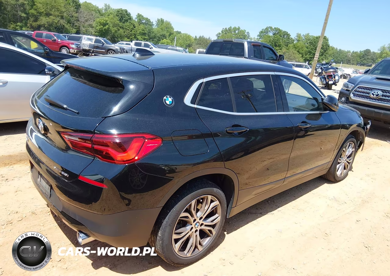 2018 BMW X2 xDrive28I VIN:WBXYJ5C33JEF81992 - 4