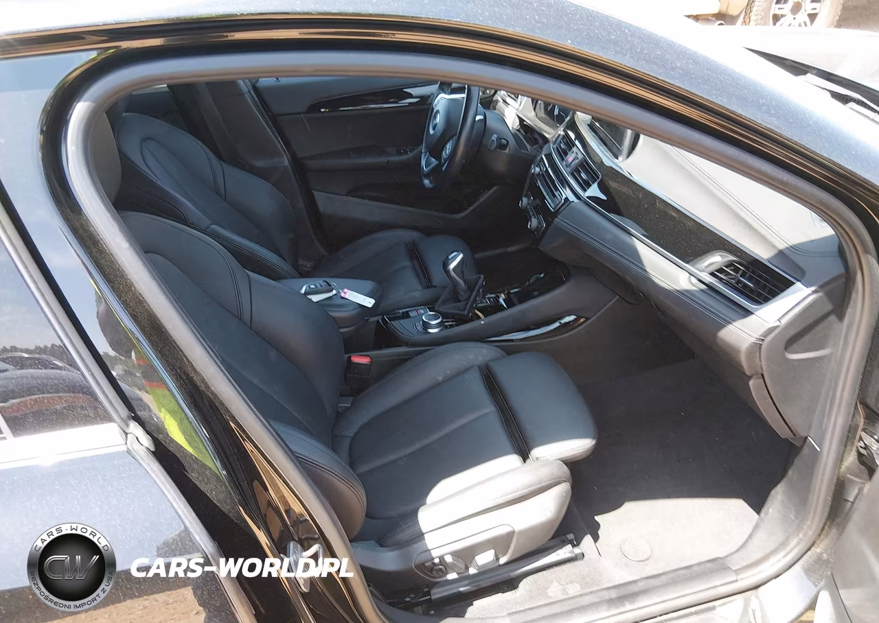 2018 BMW X2 xDrive28I VIN:WBXYJ5C33JEF81992 - 5