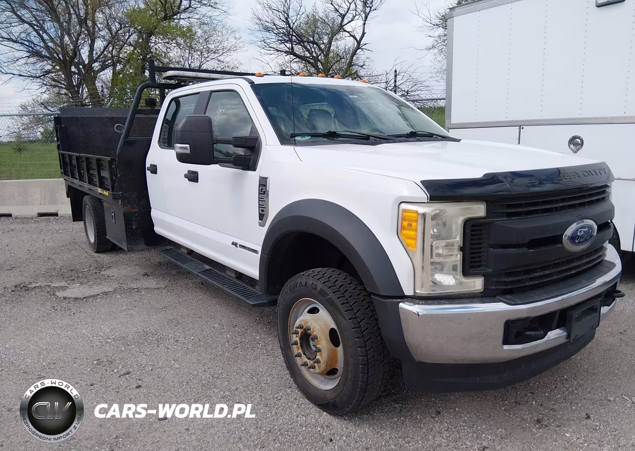 2017 Ford F-550 Chassis Xl