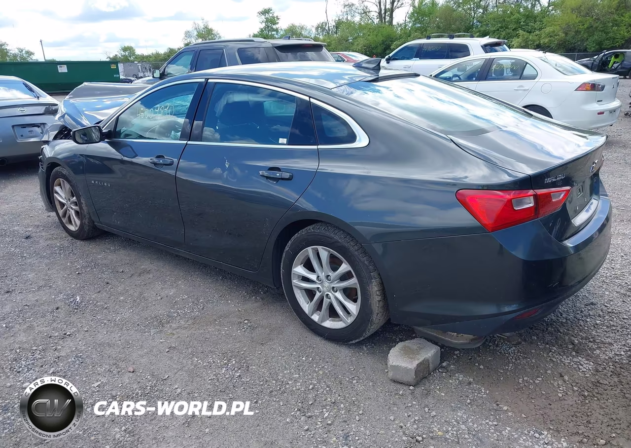 2018 Chevrolet Malibu Lt VIN:1G1ZD5ST2JF128151 - 3