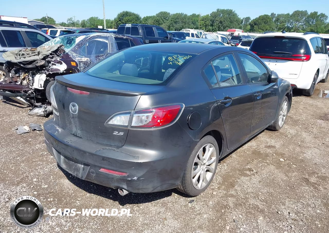 2011 Mazda Mazda3 S Sport VIN:JM1BL1U65B1489433 - 4