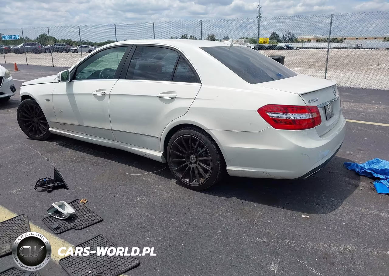 2012 Mercedes-Benz E 350 4Matic VIN:WDDHF8JBXCA625767 - 3