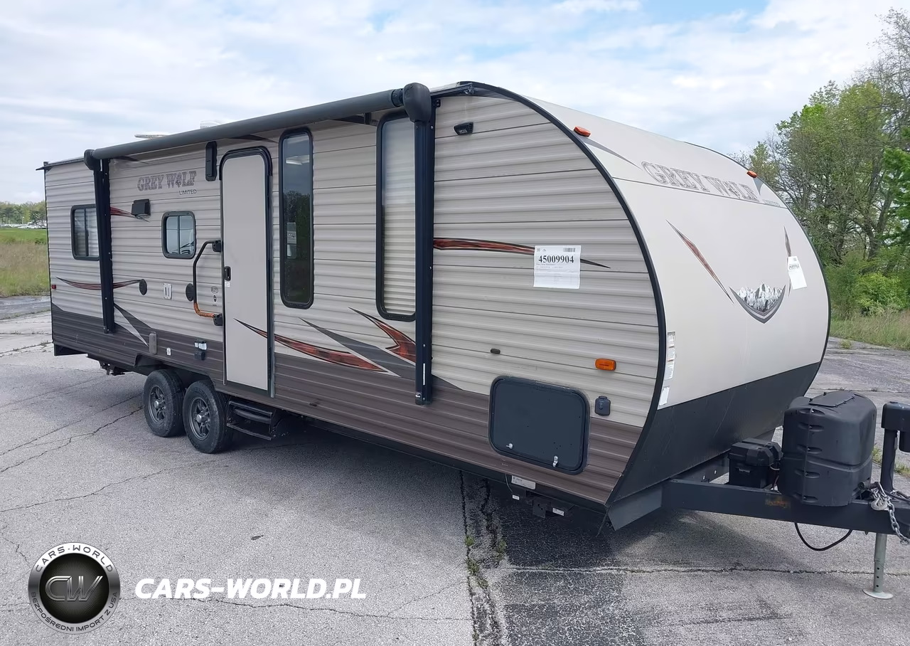 2017 Forest River Cheroke Grey Wolf