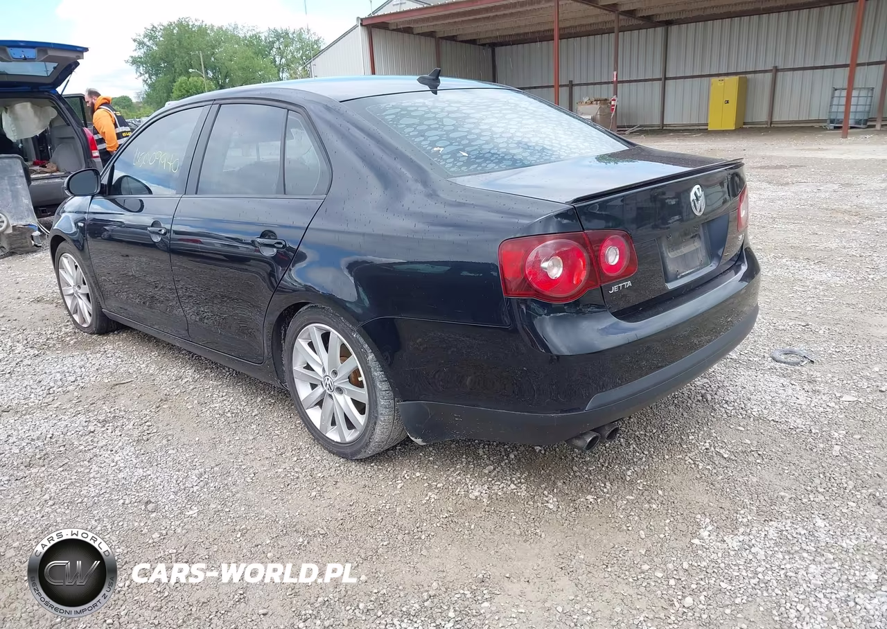 2010 Volkswagen Jetta Wolfsburg Edition VIN:3VWRJ7AJ3AM152533 - 3