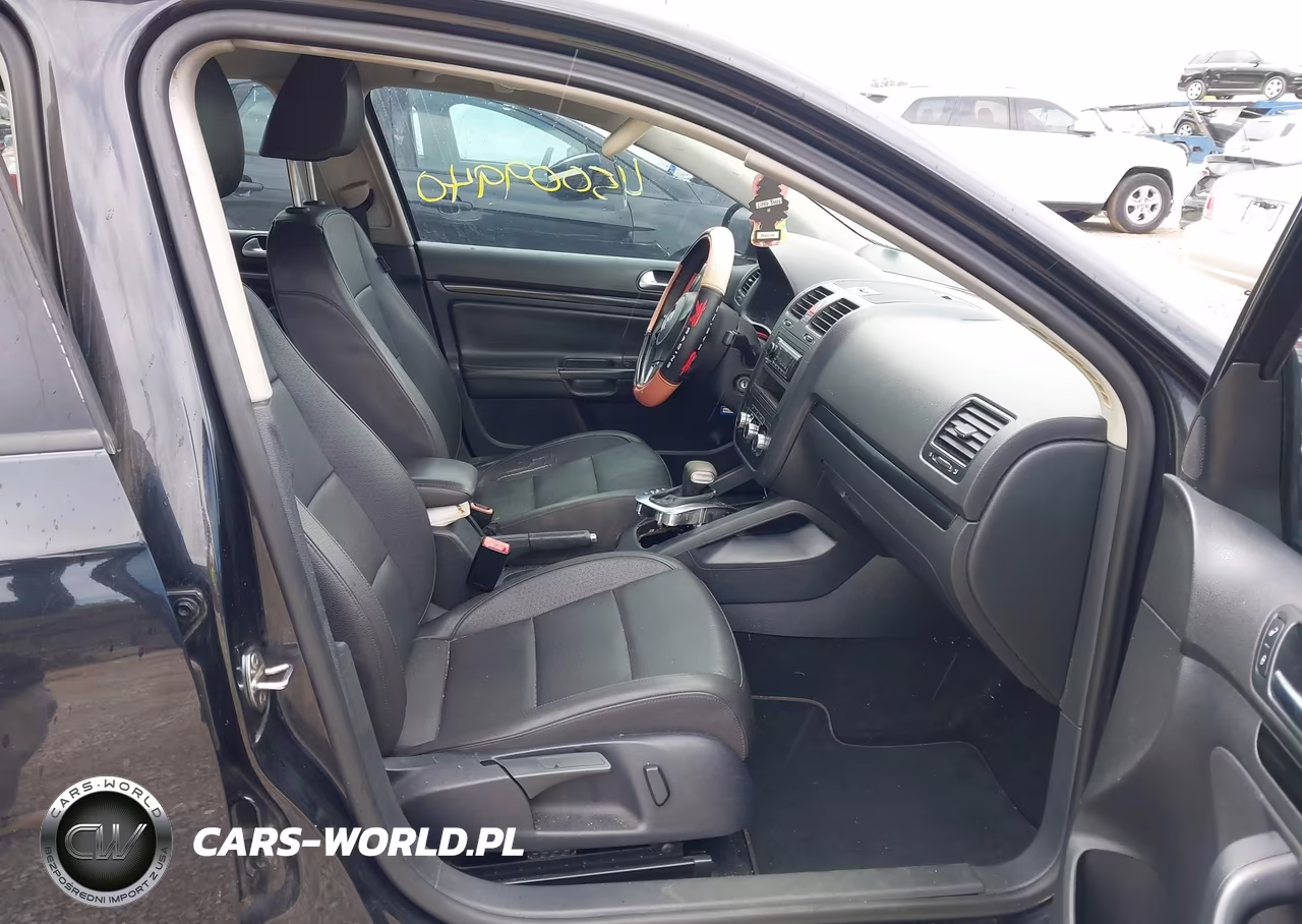 2010 Volkswagen Jetta Wolfsburg Edition VIN:3VWRJ7AJ3AM152533 - 5