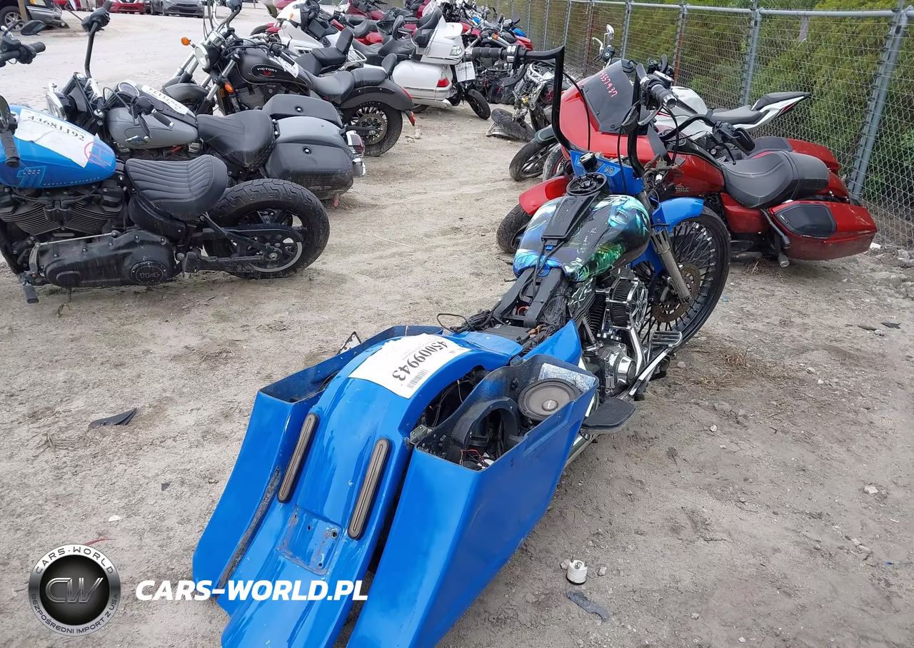 2006 Harley-Davidson Flhtcui VIN:1HD1FCW186Y695812 - 4