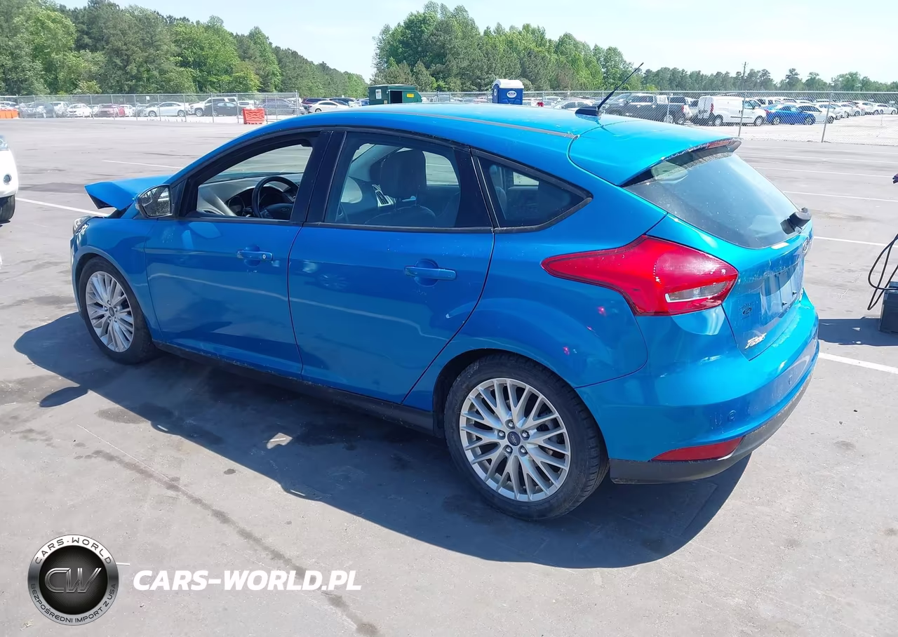 2016 Ford Focus Se VIN:1FADP3K20GL393428 - 3