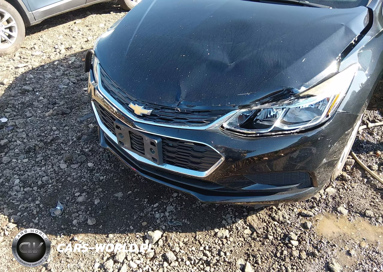 2017 Chevrolet Cruze Ls Auto VIN:1G1BC5SM3H7225358 - 6