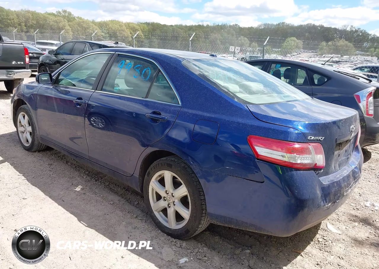 2010 Toyota Camry Le VIN:4T4BF3EK0AR033868 - 3