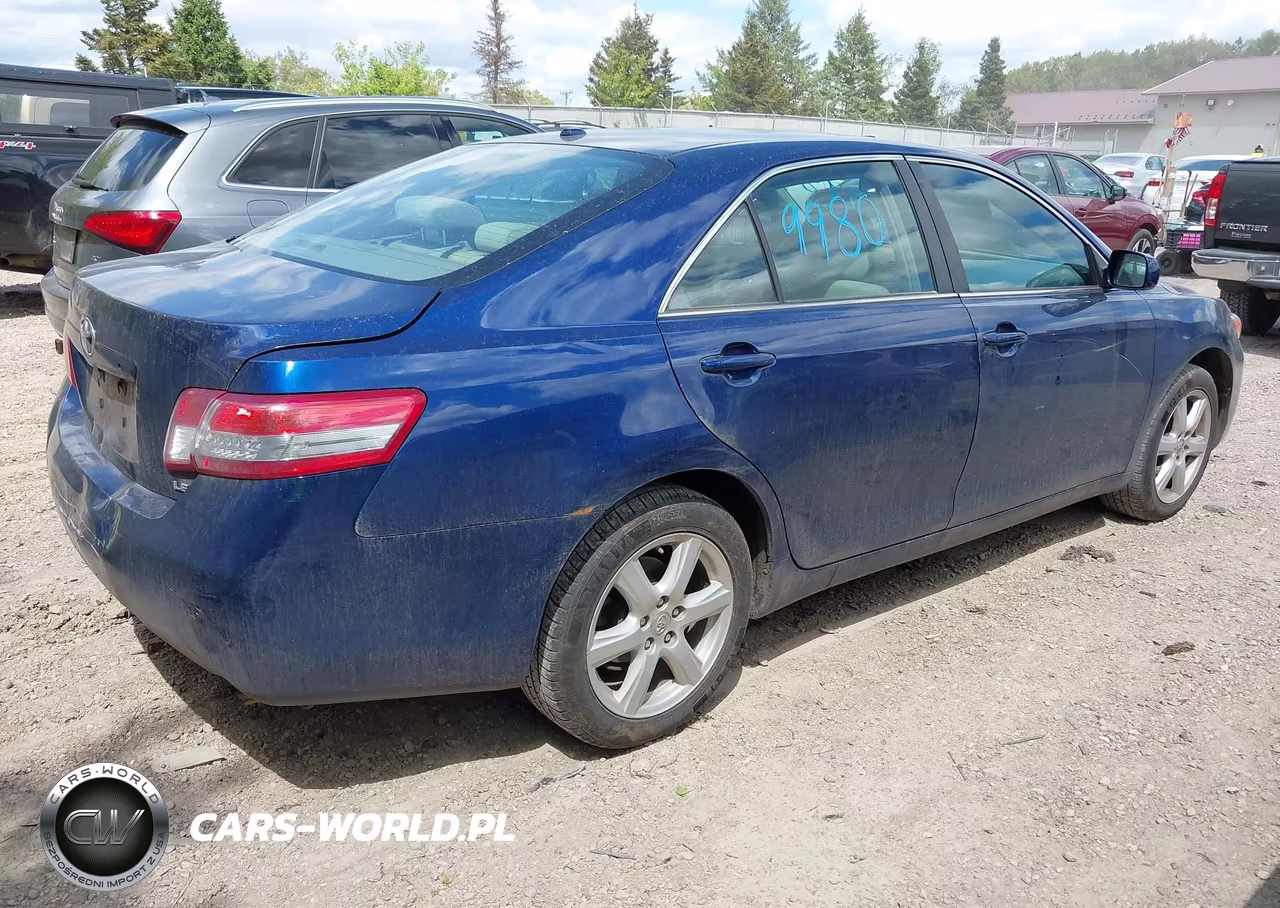 2010 Toyota Camry Le VIN:4T4BF3EK0AR033868 - 4