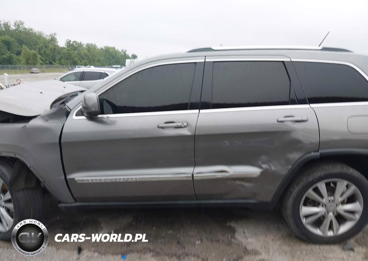 2013 Jeep Grand Cherokee Laredo VIN:1C4RJEAG6DC610437 - 15