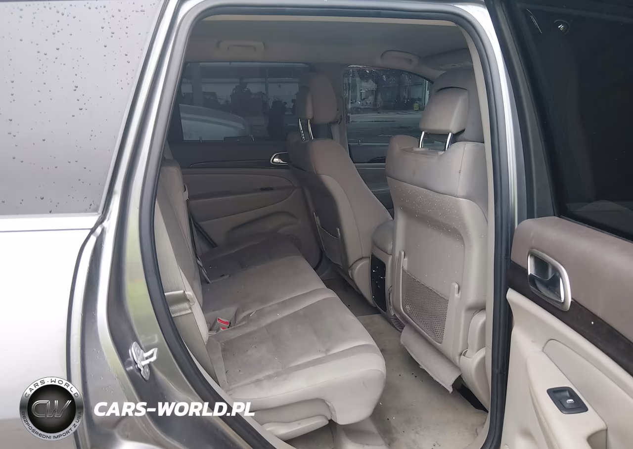 2013 Jeep Grand Cherokee Laredo VIN:1C4RJEAG6DC610437 - 8