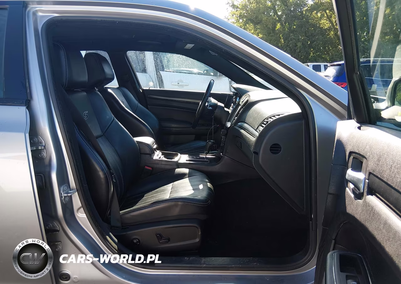 2014 Chrysler 300 300S VIN:2C3CCAGT8EH222447 - 5