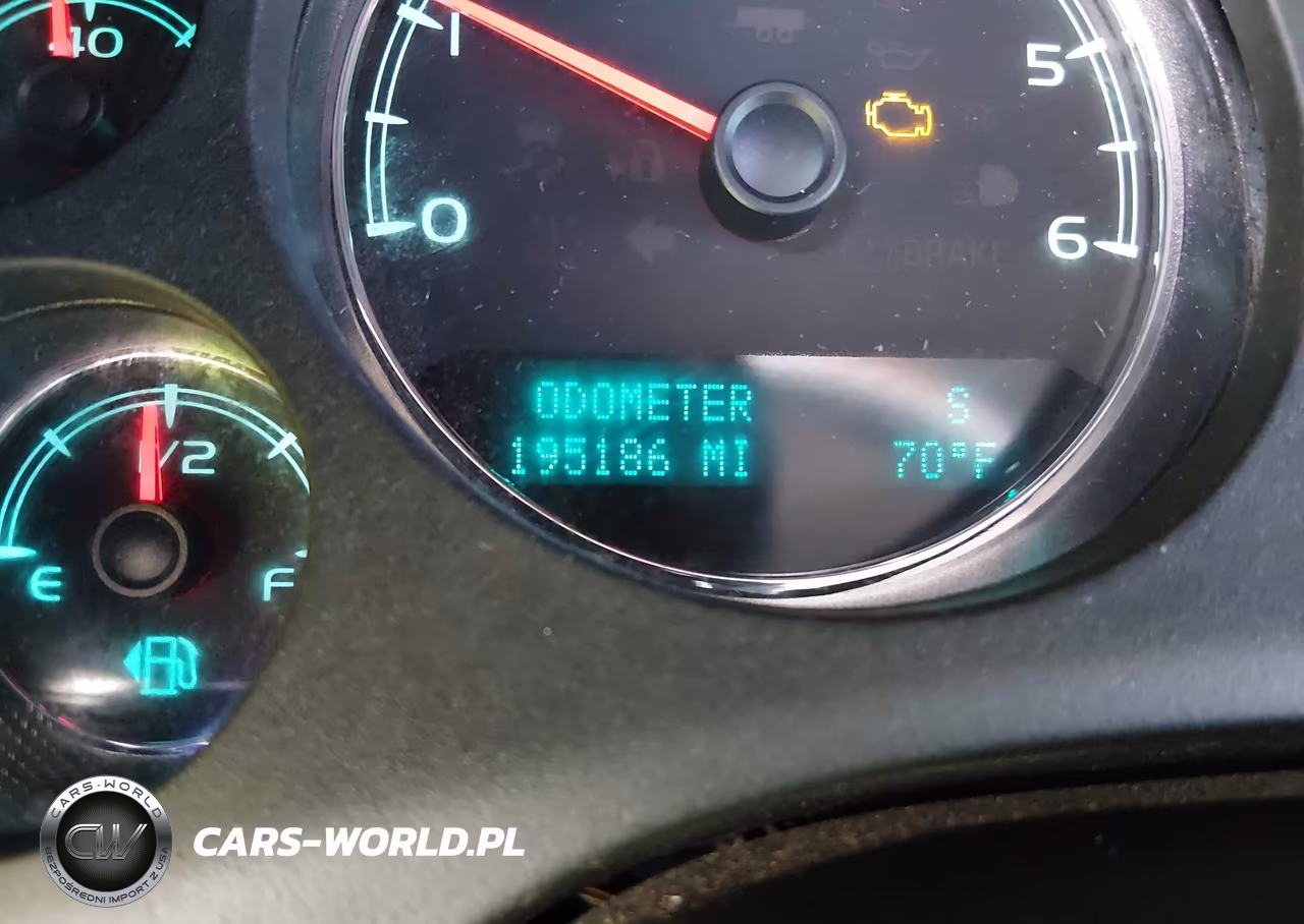 2014 Chevrolet Tahoe Lt VIN:1GNSCBE0XER226660 - 15