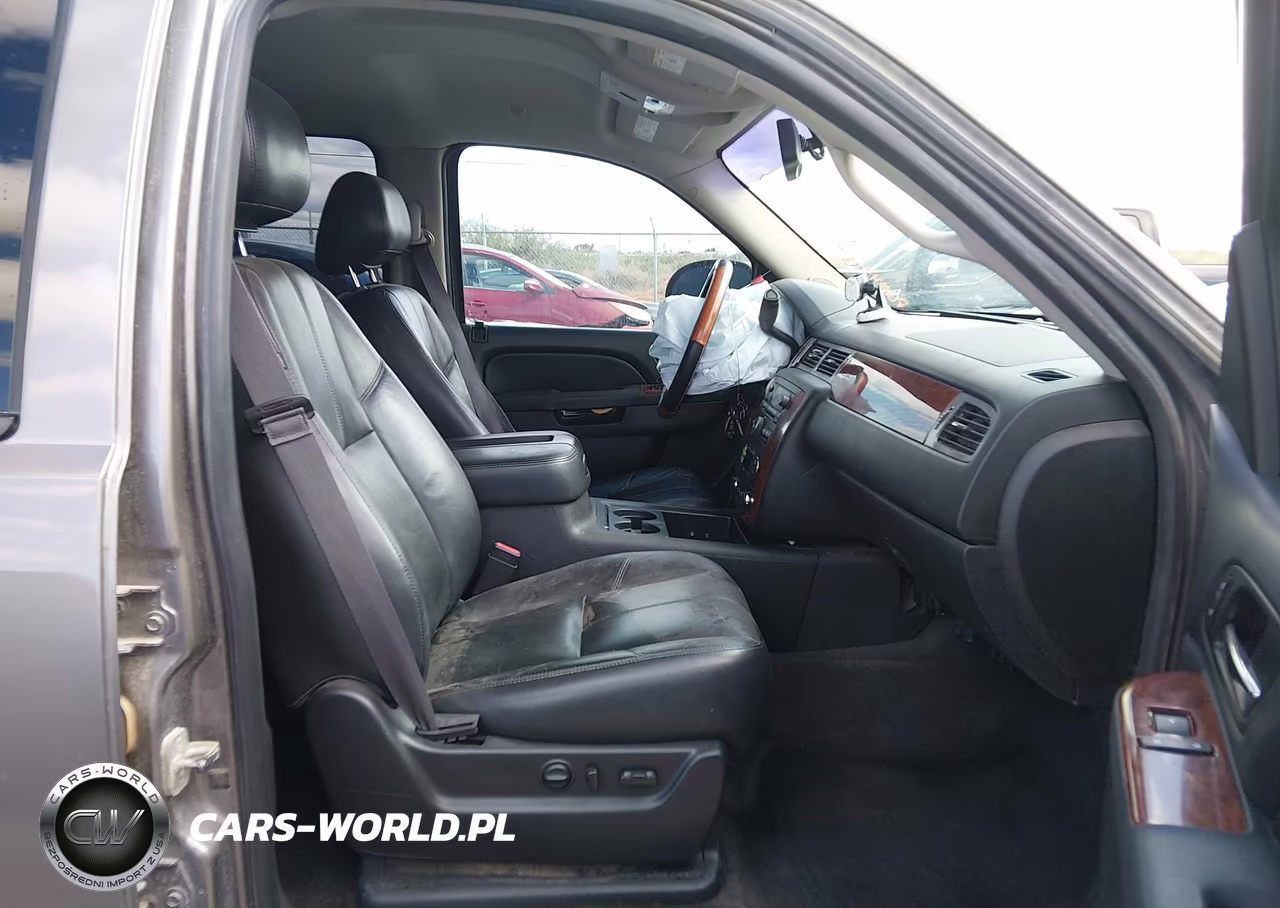 2014 Chevrolet Tahoe Lt VIN:1GNSCBE0XER226660 - 5