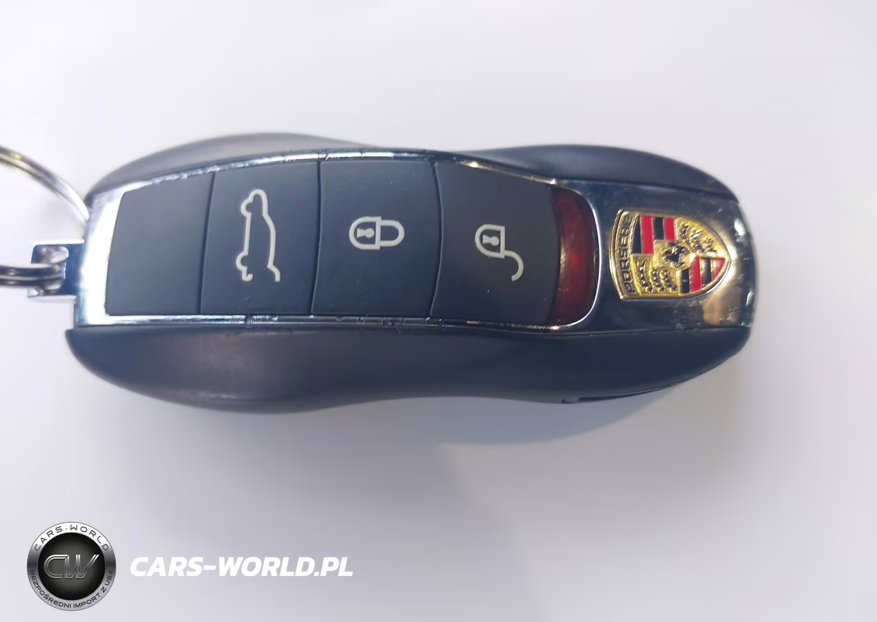 2017 Porsche Cayenne Platinum Edition VIN:WP1AA2A20HKA81576 - 11