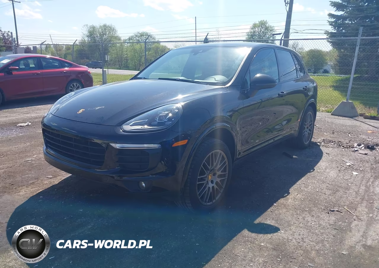 2017 Porsche Cayenne Platinum Edition VIN:WP1AA2A20HKA81576 - 2