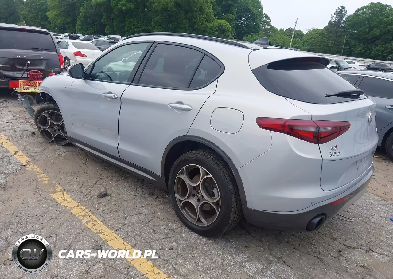 2023 Alfa Romeo Stelvio Ti Awd VIN:ZASPAKBN2P7D55549 - 3