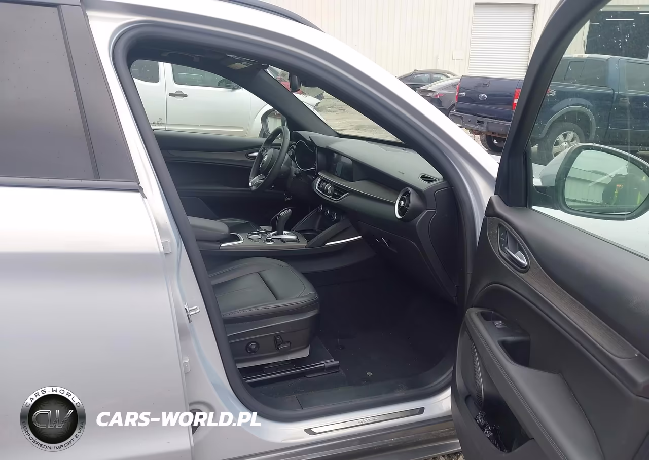2023 Alfa Romeo Stelvio Ti Awd VIN:ZASPAKBN2P7D55549 - 5