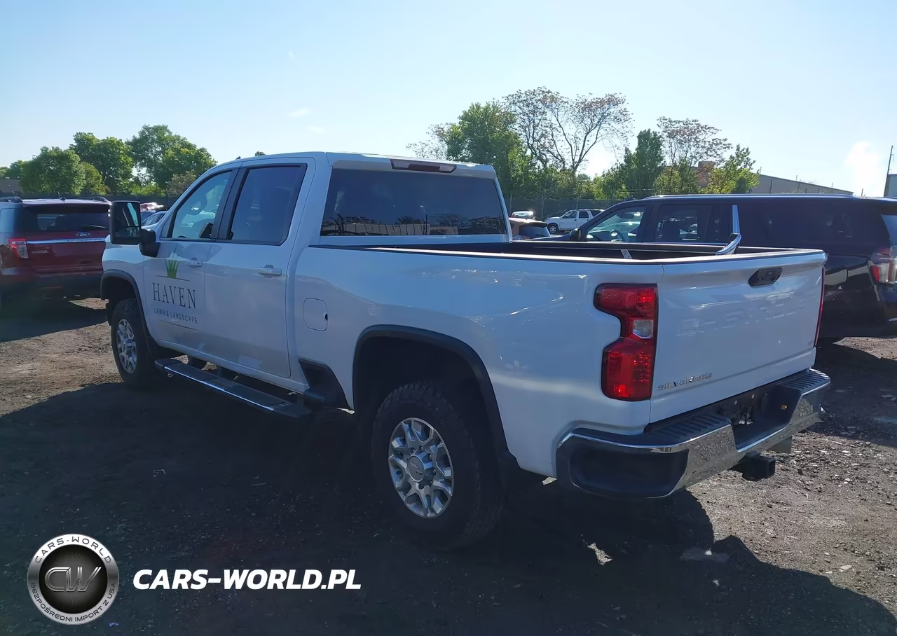 2023 Chevrolet Silverado 2500Hd 4Wd Standard Bed Lt VIN:1GC1YNEY1PF246183 - 3