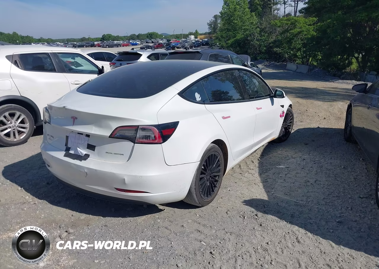 2022 Tesla Model 3 Long Range Dual Motor All-Wheel Drive VIN:5YJ3E1EB0NF105127 - 4