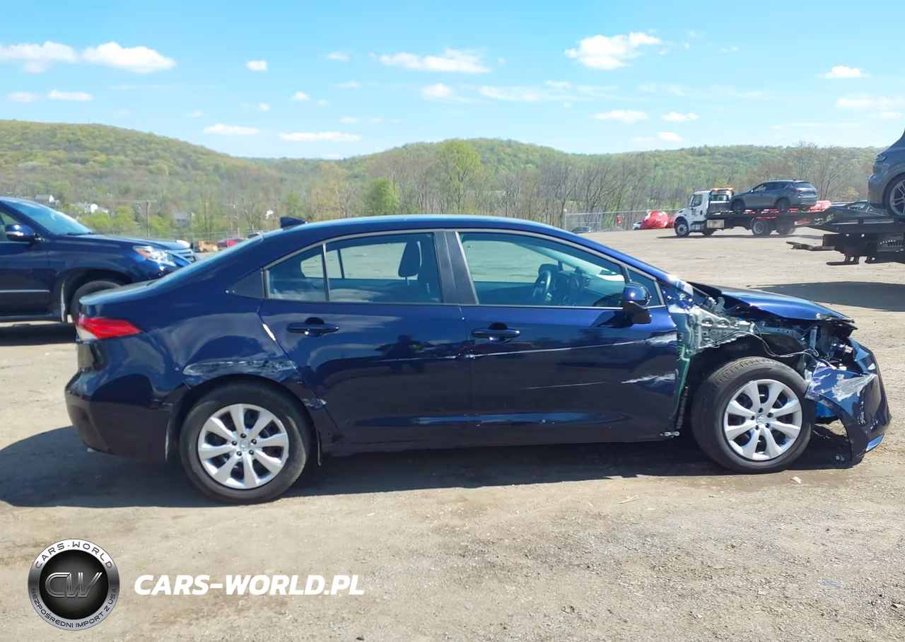 2026 Toyota Corolla Le VIN:5YFB4MDE0TP386116 - 13