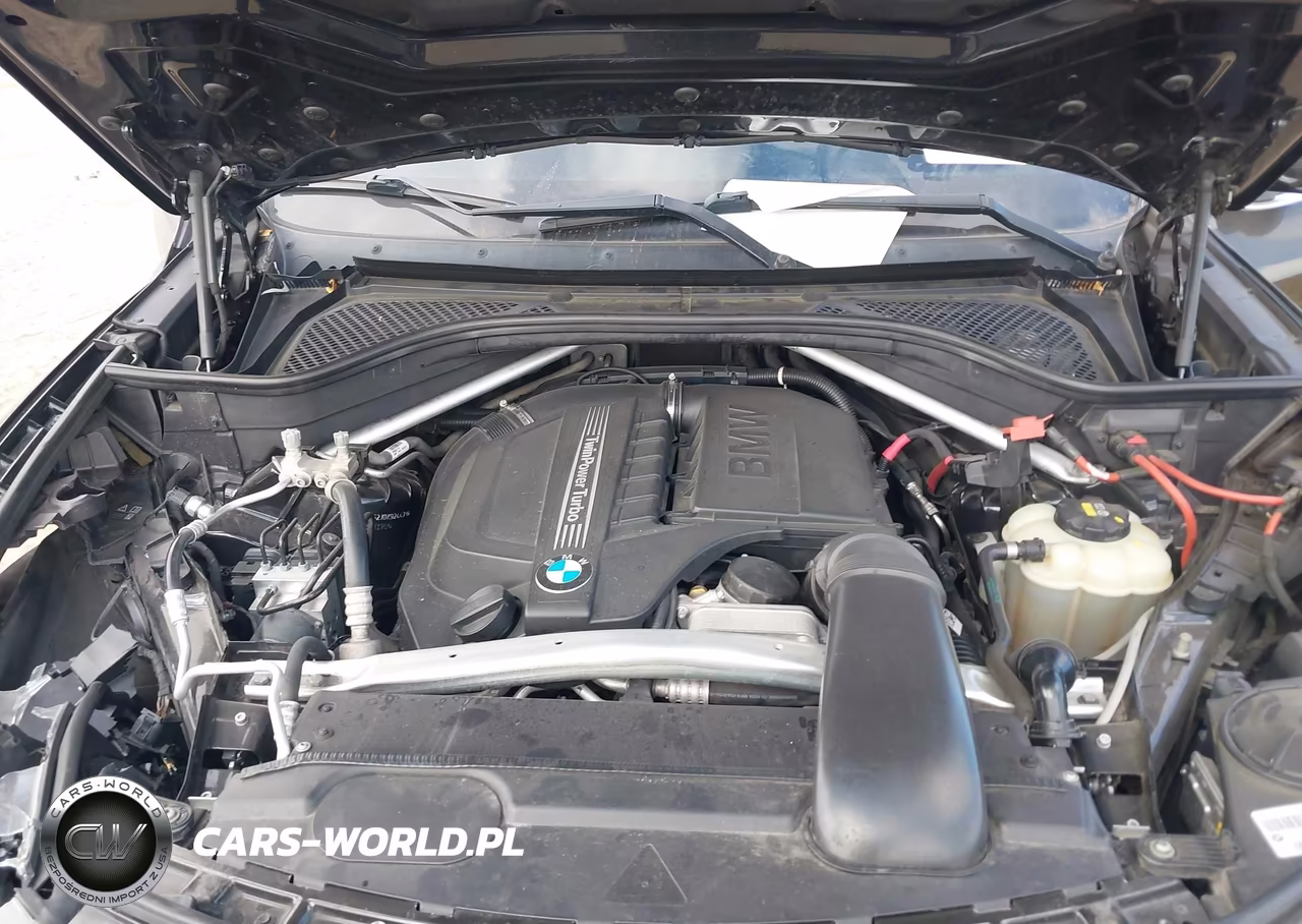 2018 BMW X5 xDrive35I VIN:5UXKR0C52J0X92447 - 10
