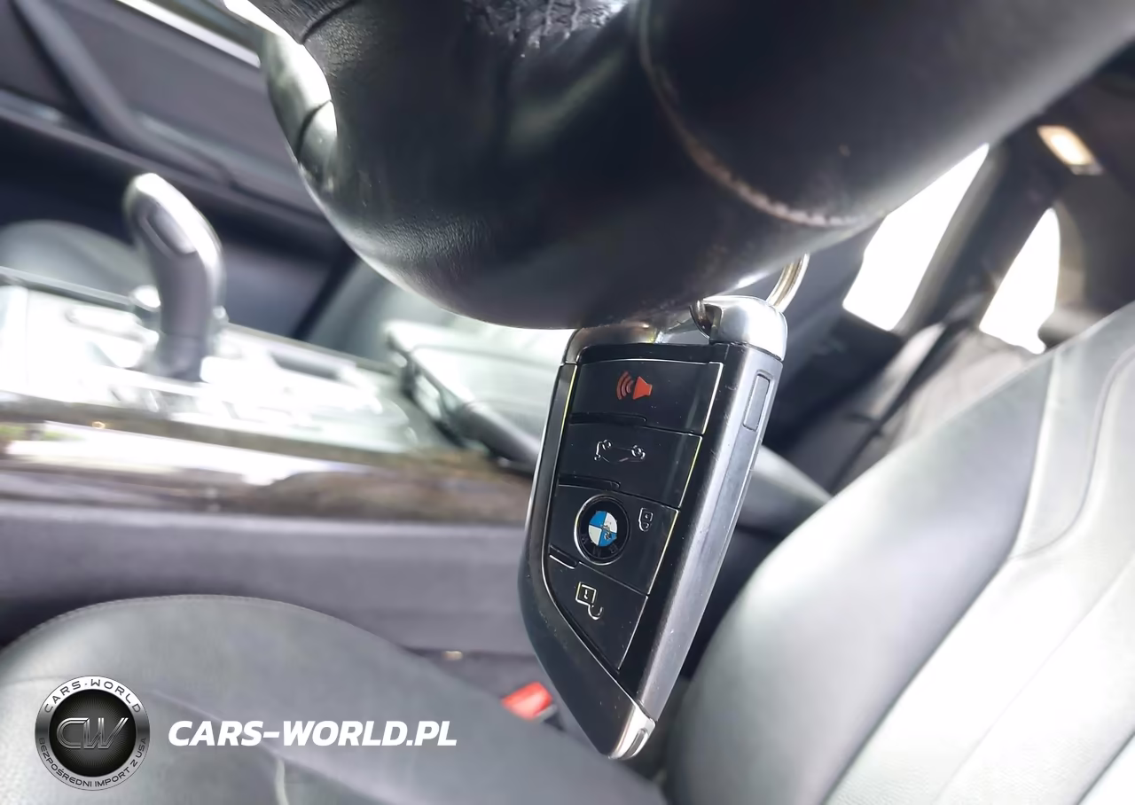 2018 BMW X5 xDrive35I VIN:5UXKR0C52J0X92447 - 11
