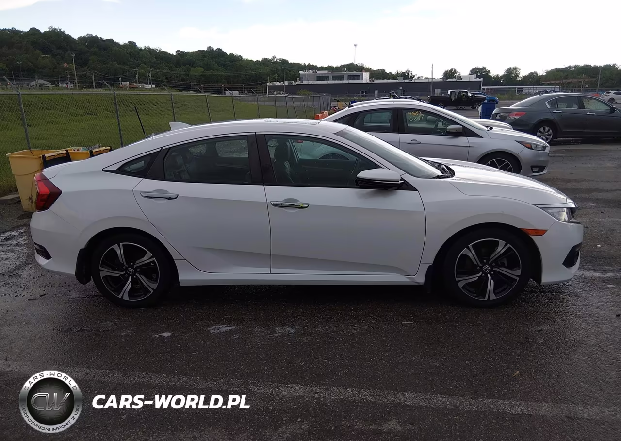 2016 Honda Civic Touring VIN:19XFC1F92GE017249 - 13