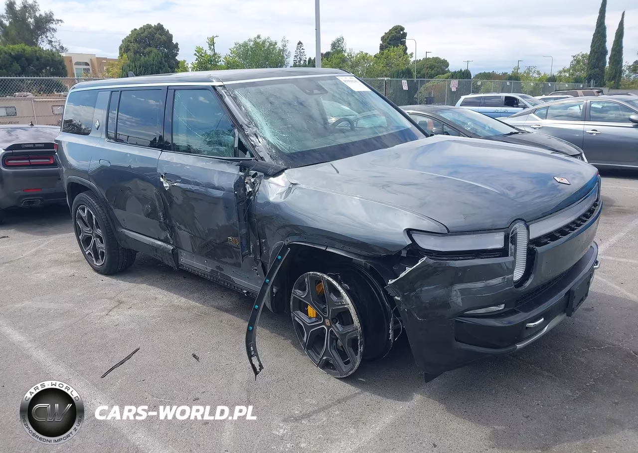 2023 Rivian R1S Launch Edition – zdjęcie 1 z 16