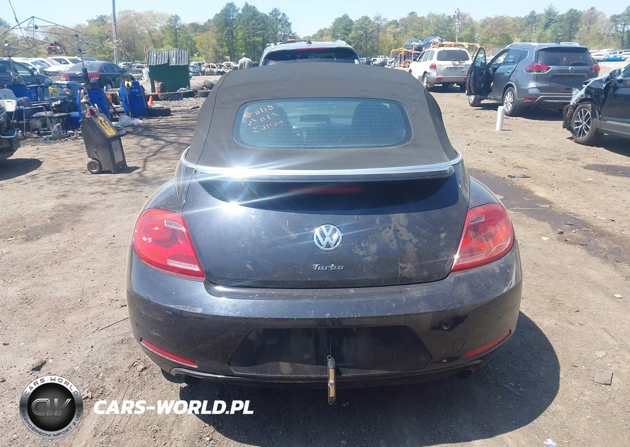 2013 Volkswagen Beetle Turbo VIN:3VW8A7ATXDM811337 - 16