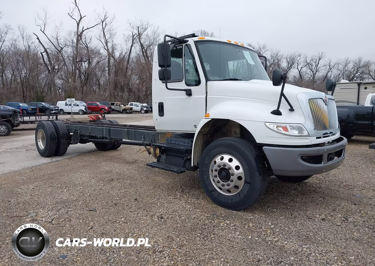 2019 International Durastar 4300